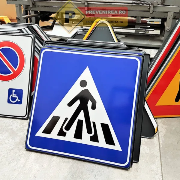 Indicatoare Rutiere și de Circulație Personalizate