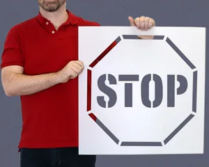 Șablon STOP pentru marcaje rutiere și parcări