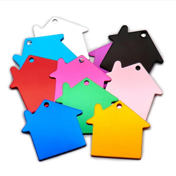 Etichete din Aluminiu în Formă de Casă - Personalizate și Versatile