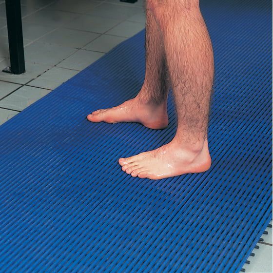 Covor pentru piscină decupat la dimensiune