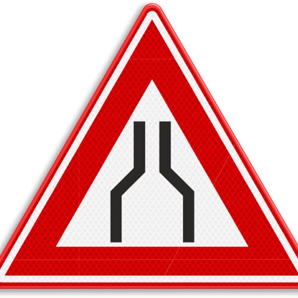 Indicator de circulație pentru drum îngustat - Semnalizare rutieră și siguranță