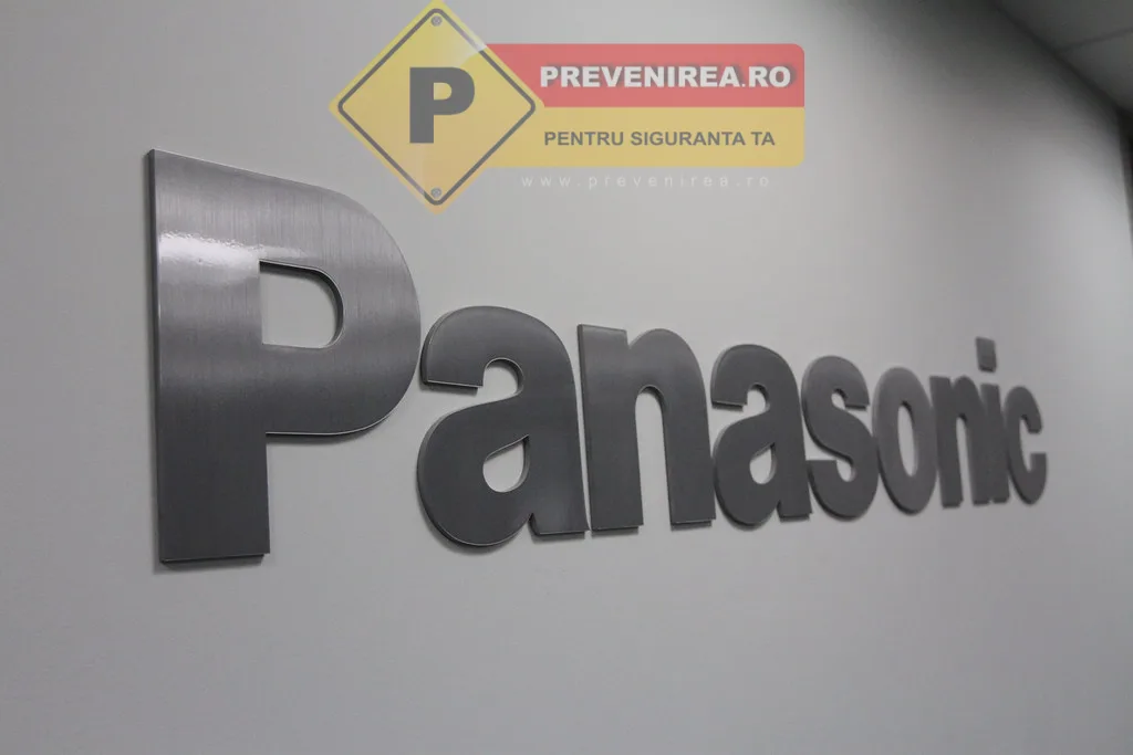 Reclame din aluminiu