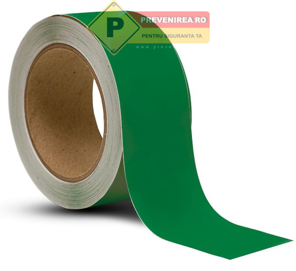 Bandă verde adezivă pentru semnalizare și delimitare spații de depozitare