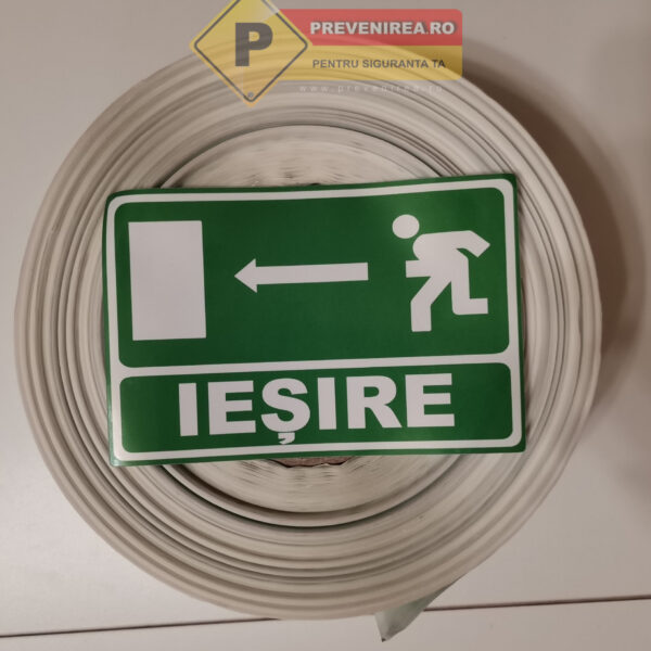 Bandă cu săgeți pentru ieșire - Semnalizare sigură și vizibilă pentru evacuare